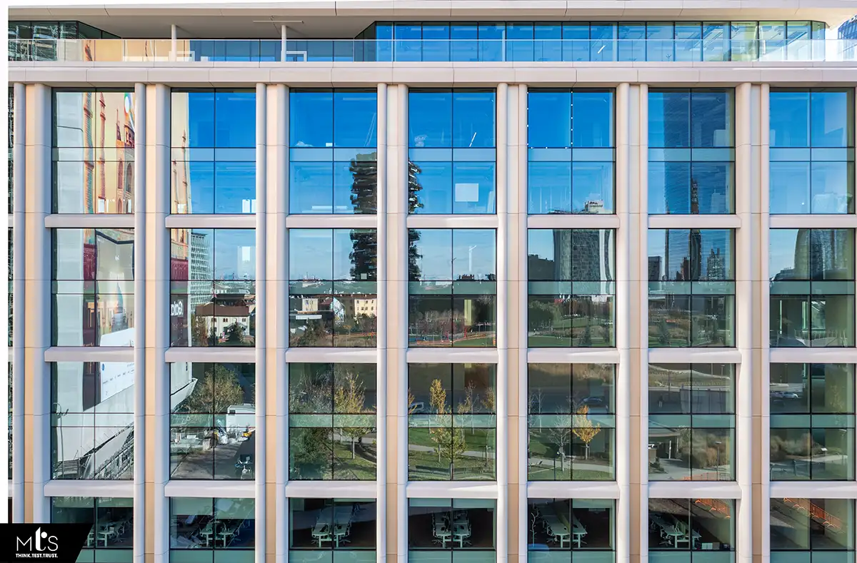 Pirelli 35 Administrative Building